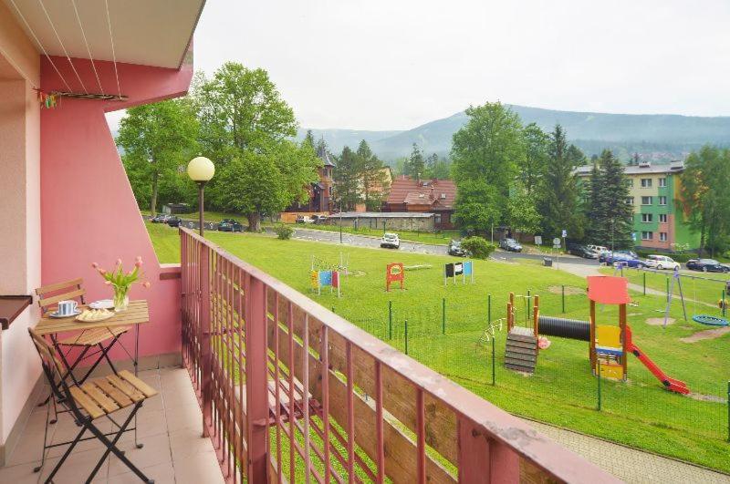 Trevilles Apartamenty - Granatowy Szklarska Poreba Exterior photo
